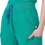 Women Scrub Bottoms Surgical Green Slim Fit 6 Pockets in Cotton